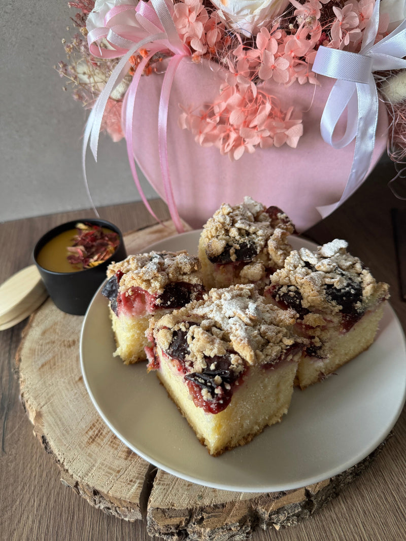 Babičkin hrnčekový slivkový koláč